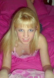 amber sparkl nude