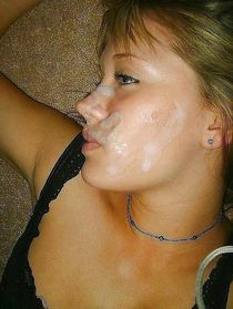 Cristina Miller seduces